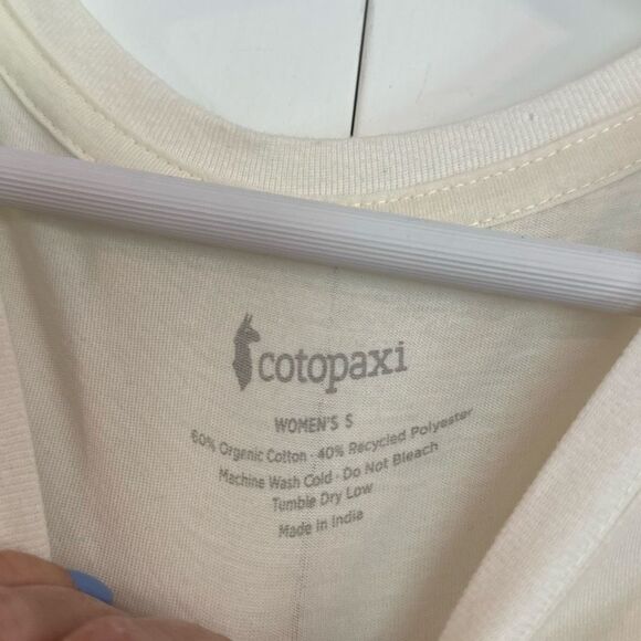 Cotopaxi llama sequence white tshirt size small - Picture 6 of 10